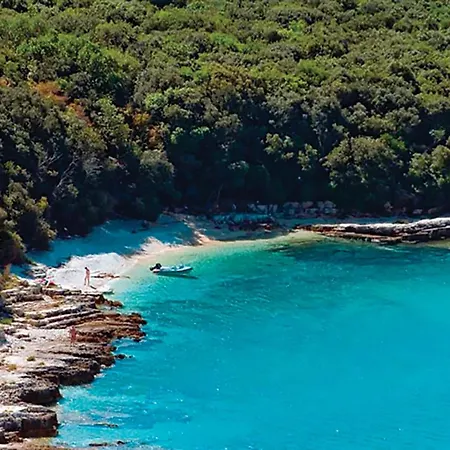 Сasa de vacaciones Awesome In With Kitchen Pula