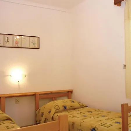 Сasa de vacaciones Two-bedroom In Pula