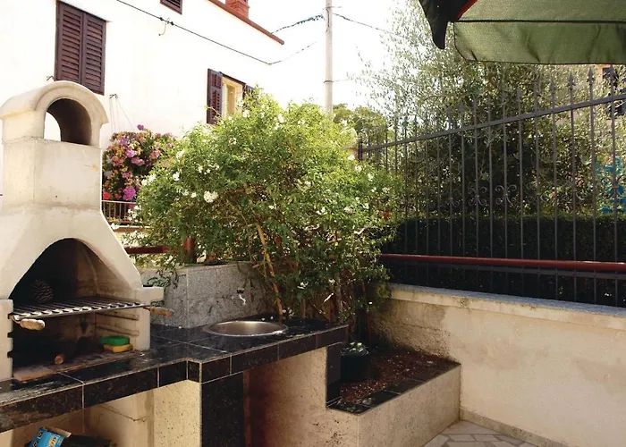 Two-bedroom In 펜션 *