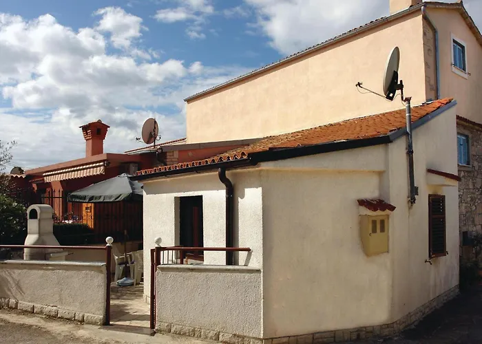 Two-bedroom In 펜션 풀라